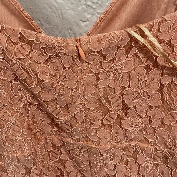 Line & Dot Cut-Out Surplice Lace Mini Dress size M NWT - Picture 6 of 6